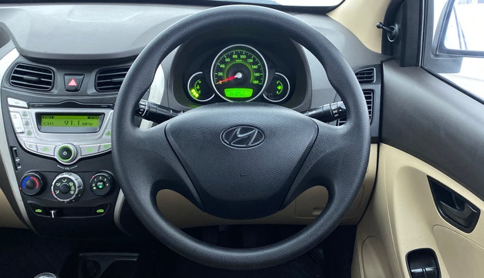 2017 Hyundai Eon MAGNA PLUS, Petrol, Manual, 34,107 km, Steering Wheel Close Up