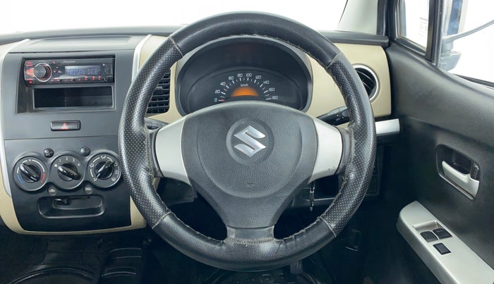 2017 Maruti Wagon R 1.0 LXI CNG, CNG, Manual, 65,912 km, Steering Wheel Close Up