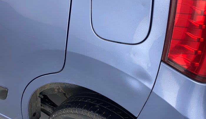 2017 Maruti Wagon R 1.0 LXI CNG, CNG, Manual, 65,912 km, Left quarter panel - Slightly dented