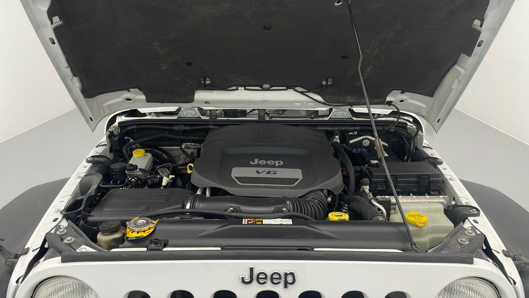 Open Bonnet (Engine)