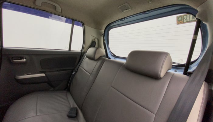 2010 Maruti Wagon R 1.0 VXI, Petrol, Manual, 68,231 km, Right Side Rear Door Cabin