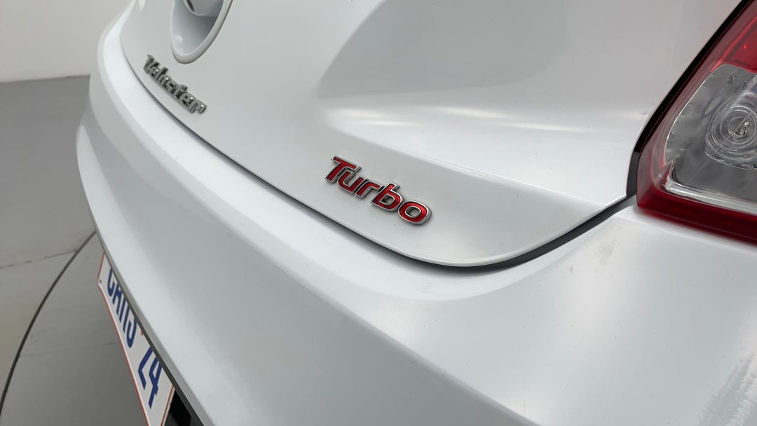 2017 Hyundai Veloster Sr Turbo, Manual, 56951 km, Badge (Boot Right Side)