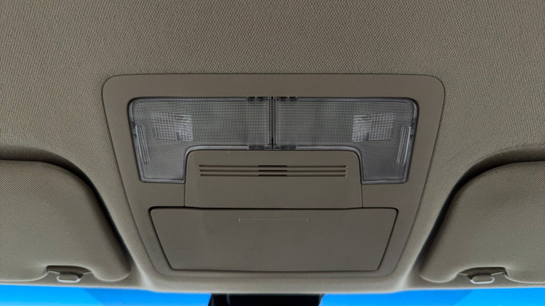 On-Roof Controls/Sunglass holder