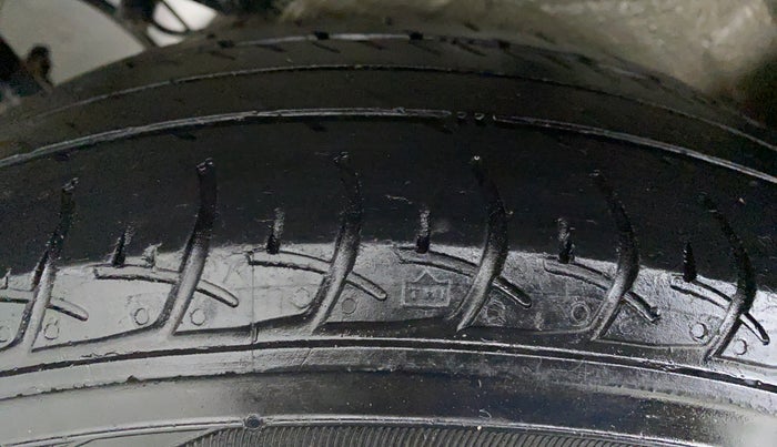 2018 Maruti Celerio VXI CNG OPT, CNG, Manual, 81,832 km, Left Rear Tyre Tread