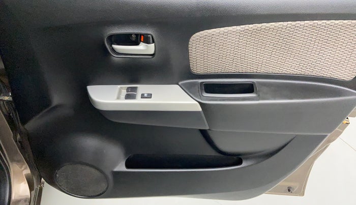 2014 Maruti Wagon R 1.0 LXI CNG, CNG, Manual, 85,644 km, Driver Side Door Panels Control