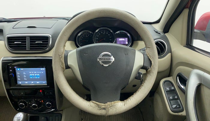 2016 Nissan Terrano XL P, Petrol, Manual, 39,948 km, Steering Wheel Close Up