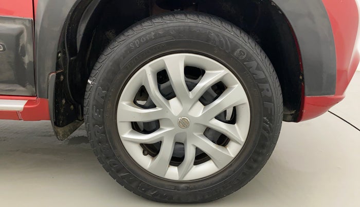 2016 Nissan Terrano XL P, Petrol, Manual, 39,948 km, Right Front Wheel
