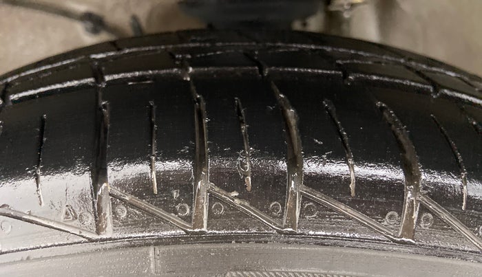 2019 Maruti Alto LXI, Petrol, Manual, 6,372 km, Left Rear Tyre Tread