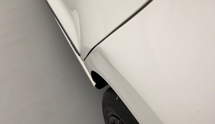 2013 Volkswagen Polo HIGHLINE1.2L DIESEL, Diesel, Manual, 95,429 km, Left quarter panel - Slightly dented