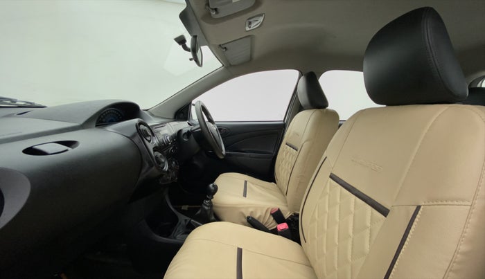 2015 Toyota Etios CROSS 1.4 GD, Diesel, Manual, 81,516 km, Right Side Front Door Cabin