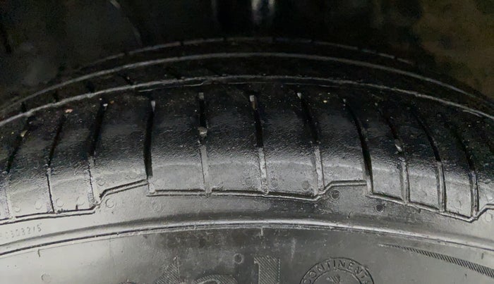 2015 Toyota Etios CROSS 1.4 GD, Diesel, Manual, 81,516 km, Left Front Tyre Tread
