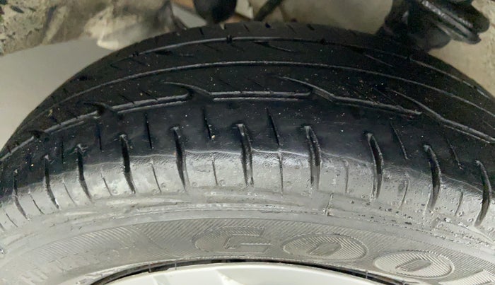 2018 Maruti Alto 800 LXI, Petrol, Manual, 16,280 km, Right Front Tyre Tread