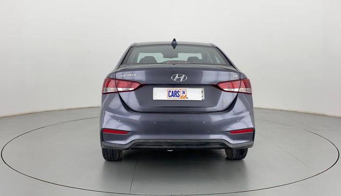 2017 Hyundai Verna 1.6 SX VTVT AT (O), Petrol, Automatic, 42,423 km, Back/Rear