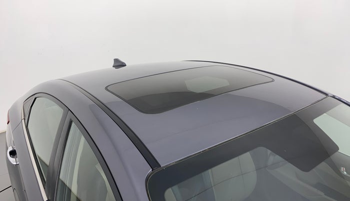 2017 Hyundai Verna 1.6 SX VTVT AT (O), Petrol, Automatic, 42,423 km, Roof