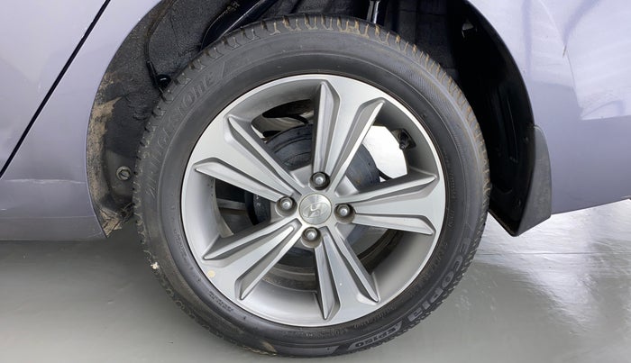2017 Hyundai Verna 1.6 SX VTVT AT (O), Petrol, Automatic, 42,423 km, Left Rear Wheel