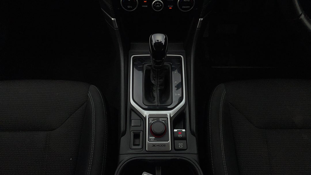 2020 Subaru Forester 2.5i (awd), Automatic, 49916 km, Gear Lever 