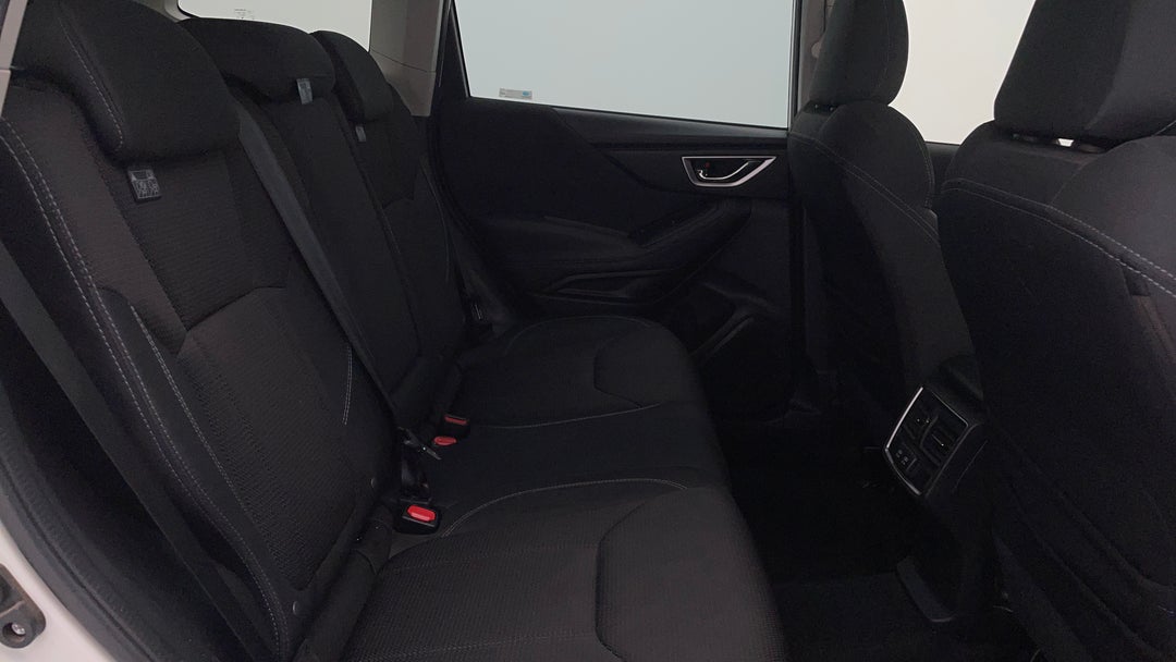 2020 Subaru Forester 2.5i (awd), Automatic, 49916 km, Right Side Rear Door Cabin View