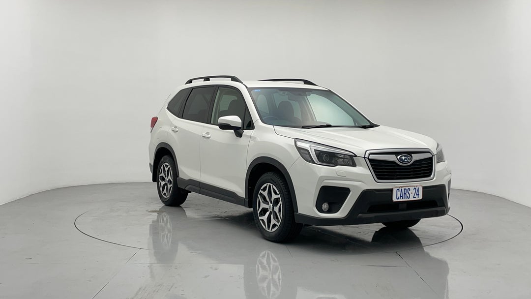2020 Subaru Forester 2.5i (awd), Automatic, 49916 km, Right Front Diagonal (45- Degree) View