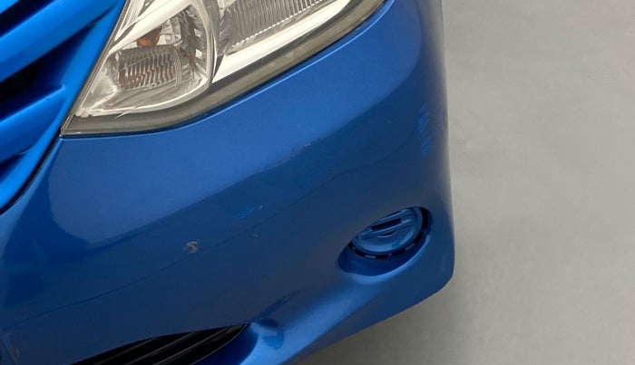 2011 Toyota Etios Liva G, Petrol, Manual, 74,587 km, Front bumper - Minor scratches