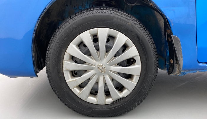 2011 Toyota Etios Liva G, Petrol, Manual, 74,587 km, Left Front Wheel