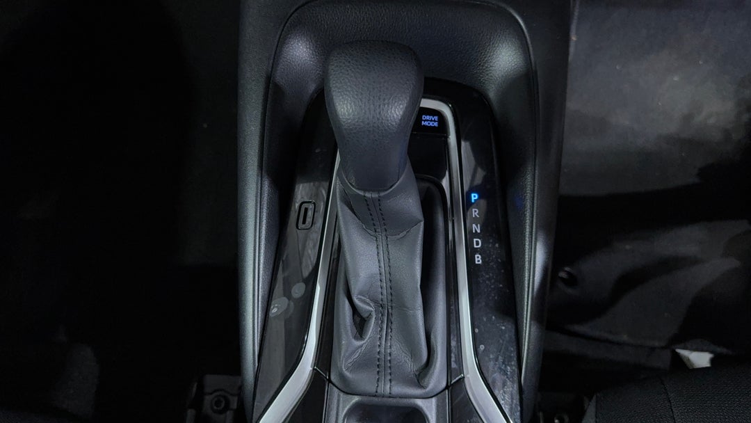 2020 Toyota Corolla Ascent Sport Hybrid, Automatic, 31270 km, Gear Lever 