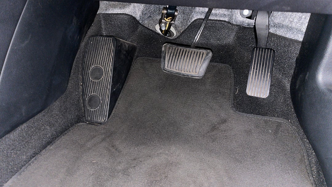 2019 Kia Cerato S, Automatic, 91423 km, Pedals and Footmat