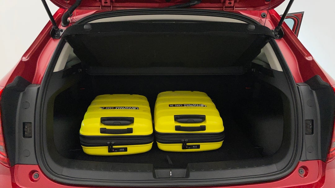 2022 GWM Haval Jolion Ultra, Automatic, 52642 km, Boot Inside View with Luggage