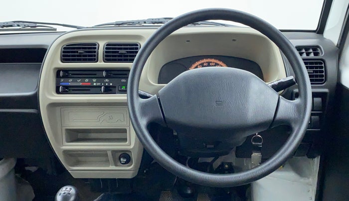 2018 Maruti Eeco 5 STR WITH AC PLUSHTR, Petrol, Manual, 31,655 km, Steering Wheel Close Up