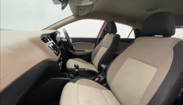 2018 Hyundai Elite i20 ASTA 1.2 (O), Petrol, Manual, 83,132 km, Right Side Front Door Cabin