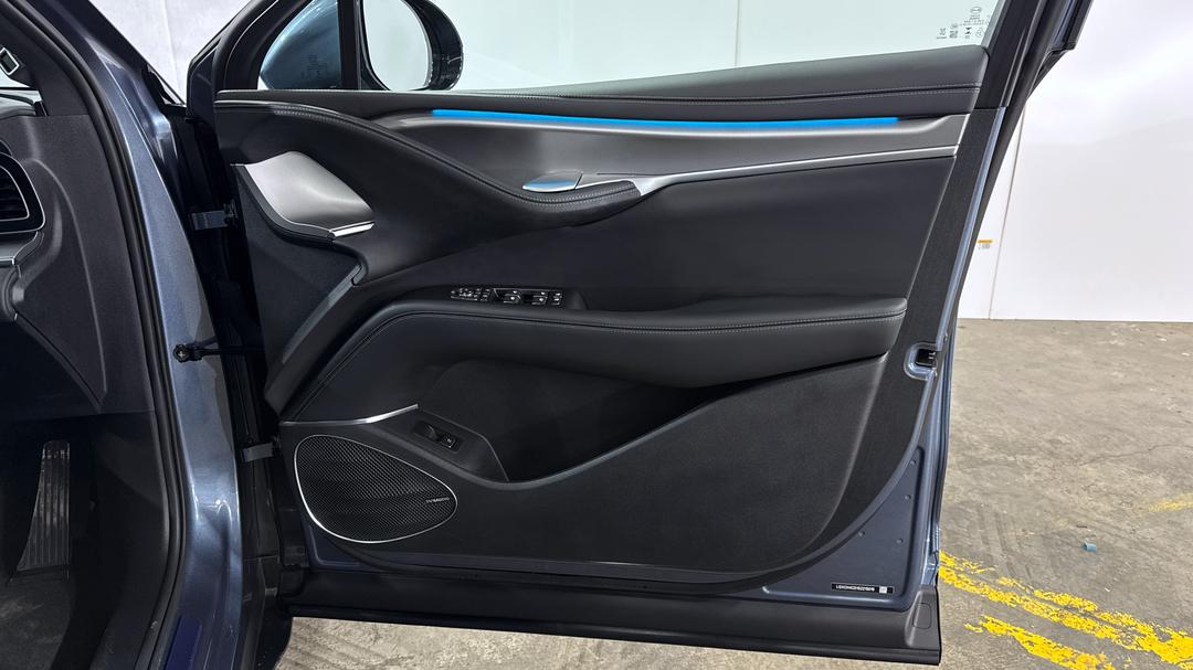 2025 Byd Sealion 7 Premium, Automatic, 1242 km, Speaker View