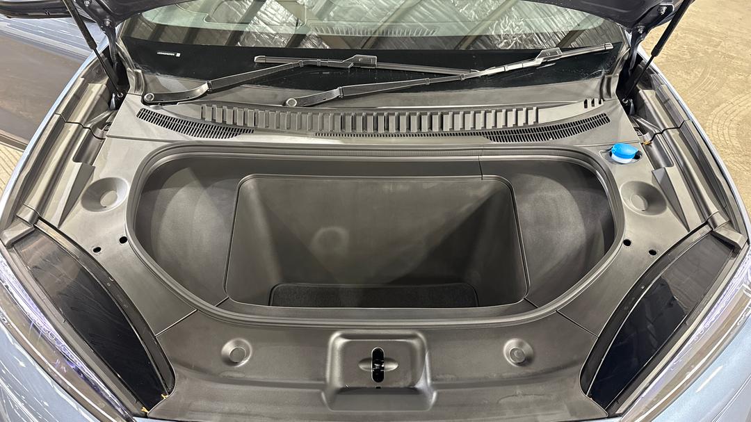 2025 Byd Sealion 7 Premium, Automatic, 1242 km, Open Bonnet (Engine)