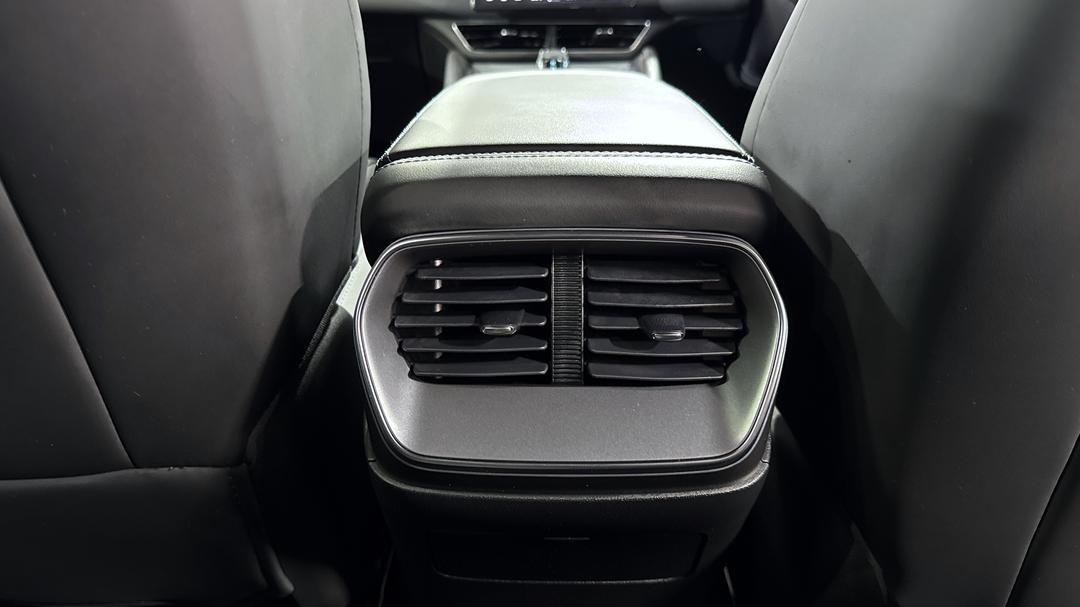 2025 Byd Sealion 7 Premium, Automatic, 1242 km, Rear A/C Vent