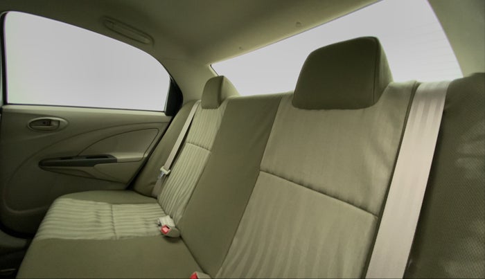 2015 Toyota Etios G, Petrol, Manual, 11,104 km, Right Side Rear Door Cabin