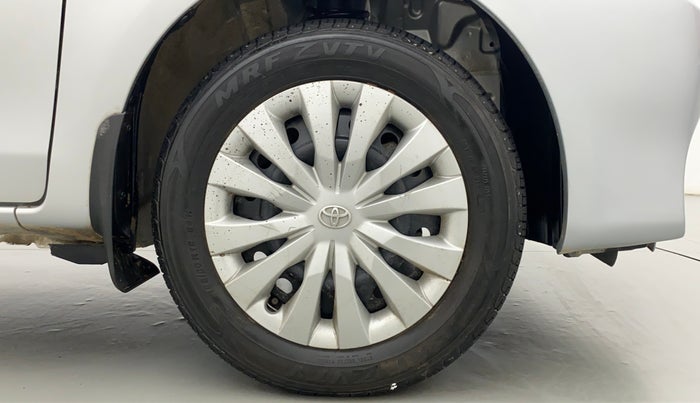 2015 Toyota Etios G, Petrol, Manual, 11,104 km, Right Front Wheel