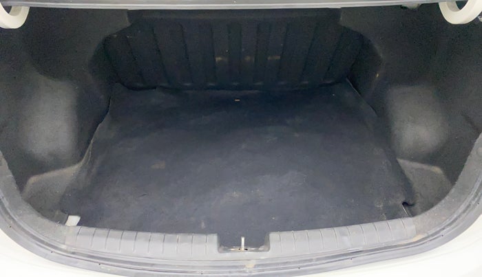 2015 Hyundai Xcent S 1.2, Petrol, Manual, 72,377 km, Boot Inside