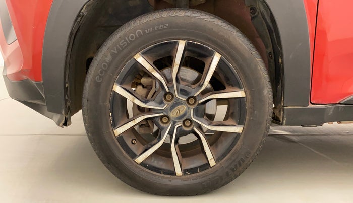 2018 Mahindra KUV 100 NXT K8 P 6 STR, Petrol, Manual, 47,684 km, Left Front Wheel