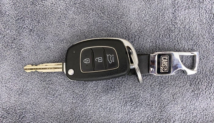2015 Hyundai i20 Active 1.2 S, Petrol, Manual, 24,727 km, Key Close Up