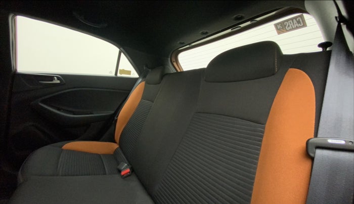 2015 Hyundai i20 Active 1.2 S, Petrol, Manual, 24,727 km, Right Side Rear Door Cabin