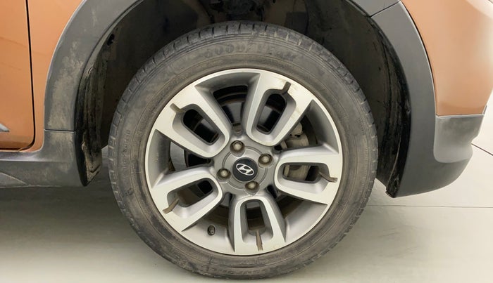 2015 Hyundai i20 Active 1.2 S, Petrol, Manual, 24,727 km, Right Front Wheel