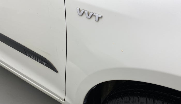 2017 Maruti Swift VXI, Petrol, Manual, 19,668 km, Right fender - Slightly dented