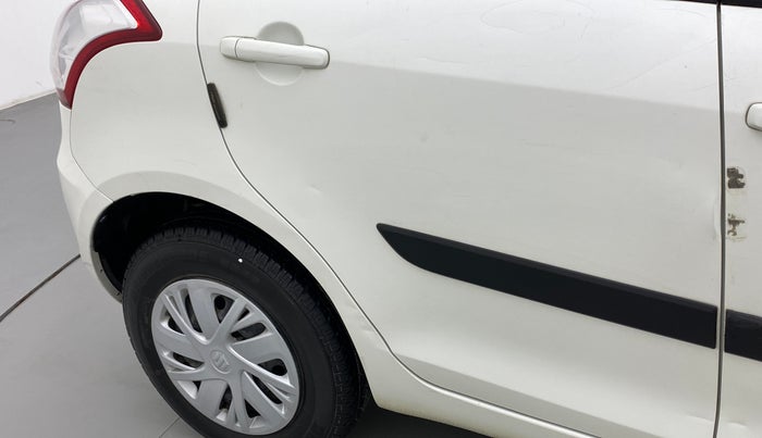 2017 Maruti Swift VXI, Petrol, Manual, 19,668 km, Right rear door - Slightly dented