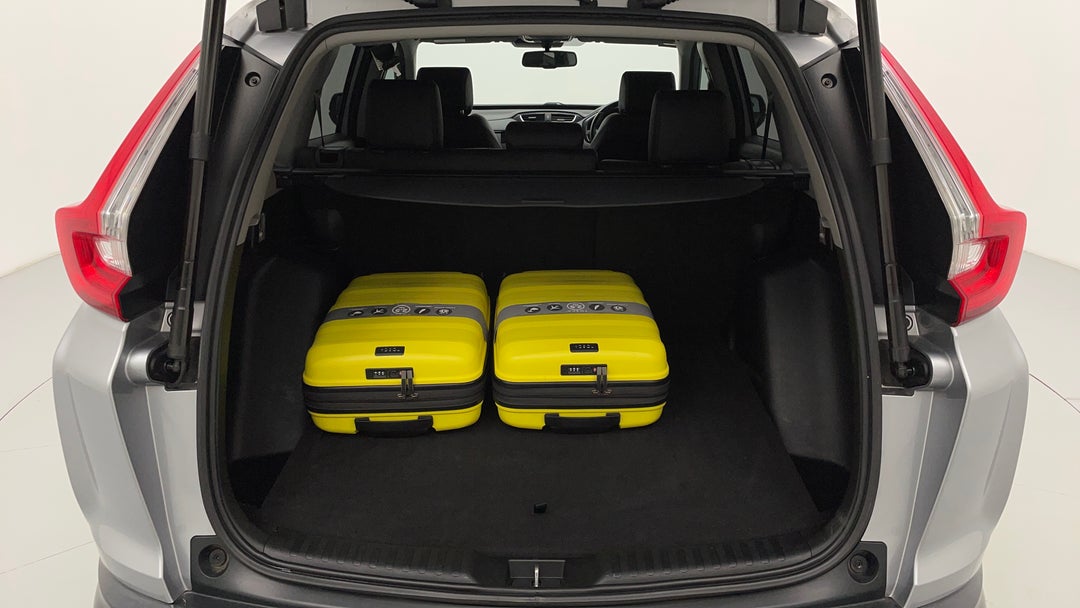 2017 Honda CR-V Vti-lx (awd), Automatic, 88912 km, Boot Inside View with Luggage