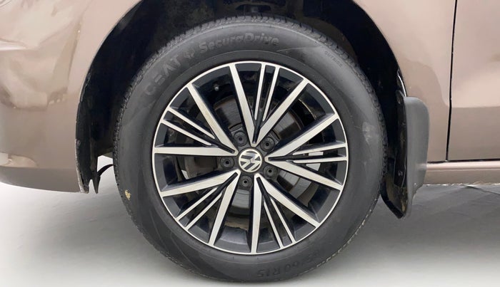 2017 Volkswagen Vento ALLSTAR 1.6, Petrol, Manual, 63,345 km, Left Front Wheel