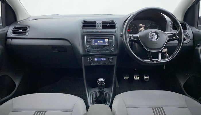 2017 Volkswagen Vento ALLSTAR 1.6, Petrol, Manual, 63,345 km, Dashboard