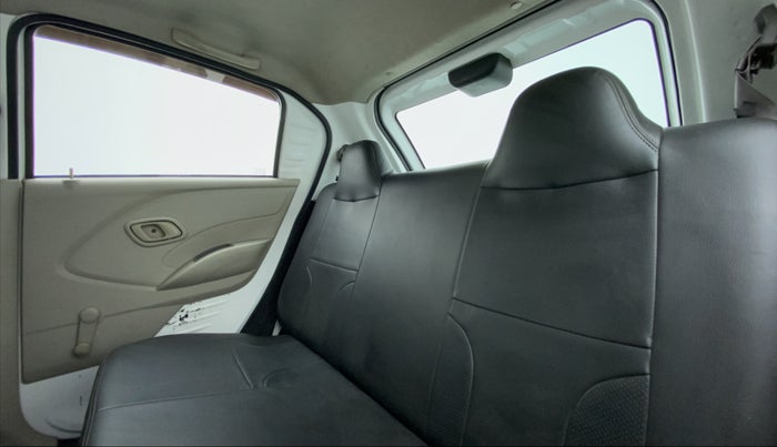 2016 Datsun Redi Go T, Petrol, Manual, 41,142 km, Right Side Rear Door Cabin