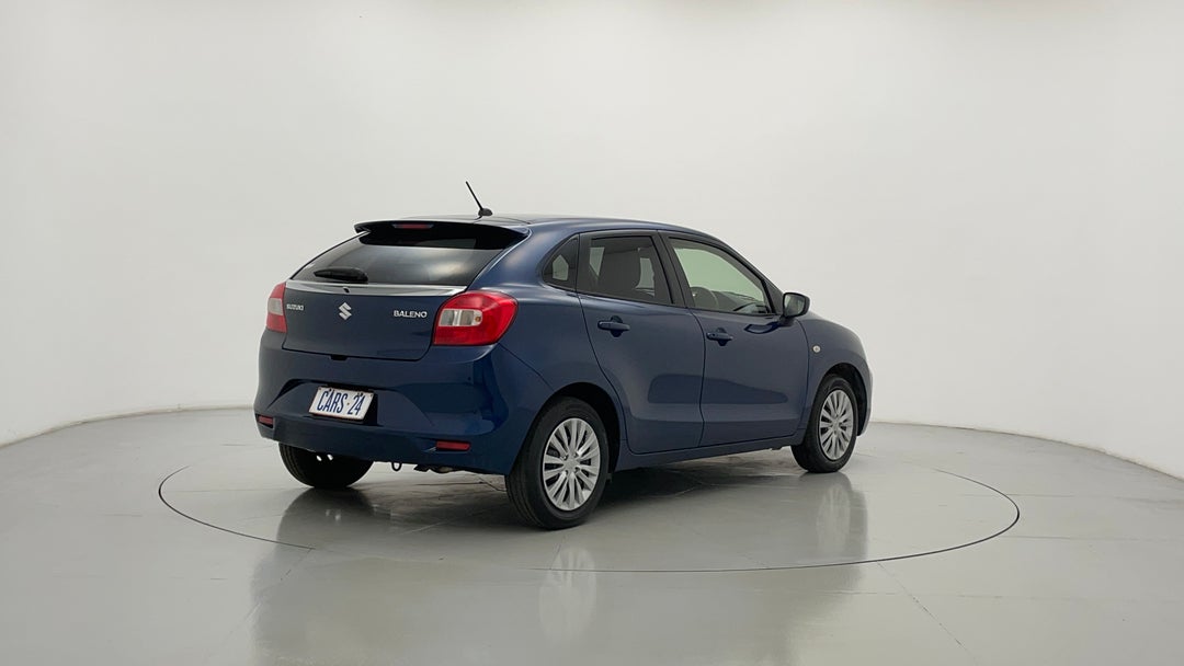 Right Back Diagonal (45- Degree) View