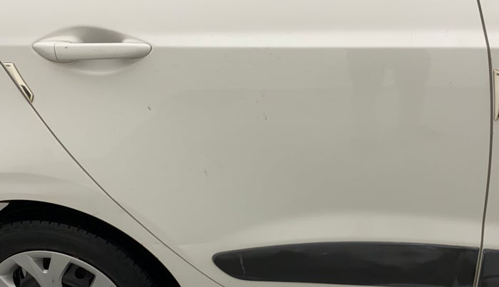 2015 Hyundai Grand i10 SPORTZ 1.2 KAPPA VTVT, Petrol, Manual, 41,426 km, Right rear door - Minor scratches