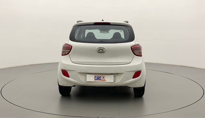 2015 Hyundai Grand i10 SPORTZ 1.2 KAPPA VTVT, Petrol, Manual, 41,426 km, Back/Rear