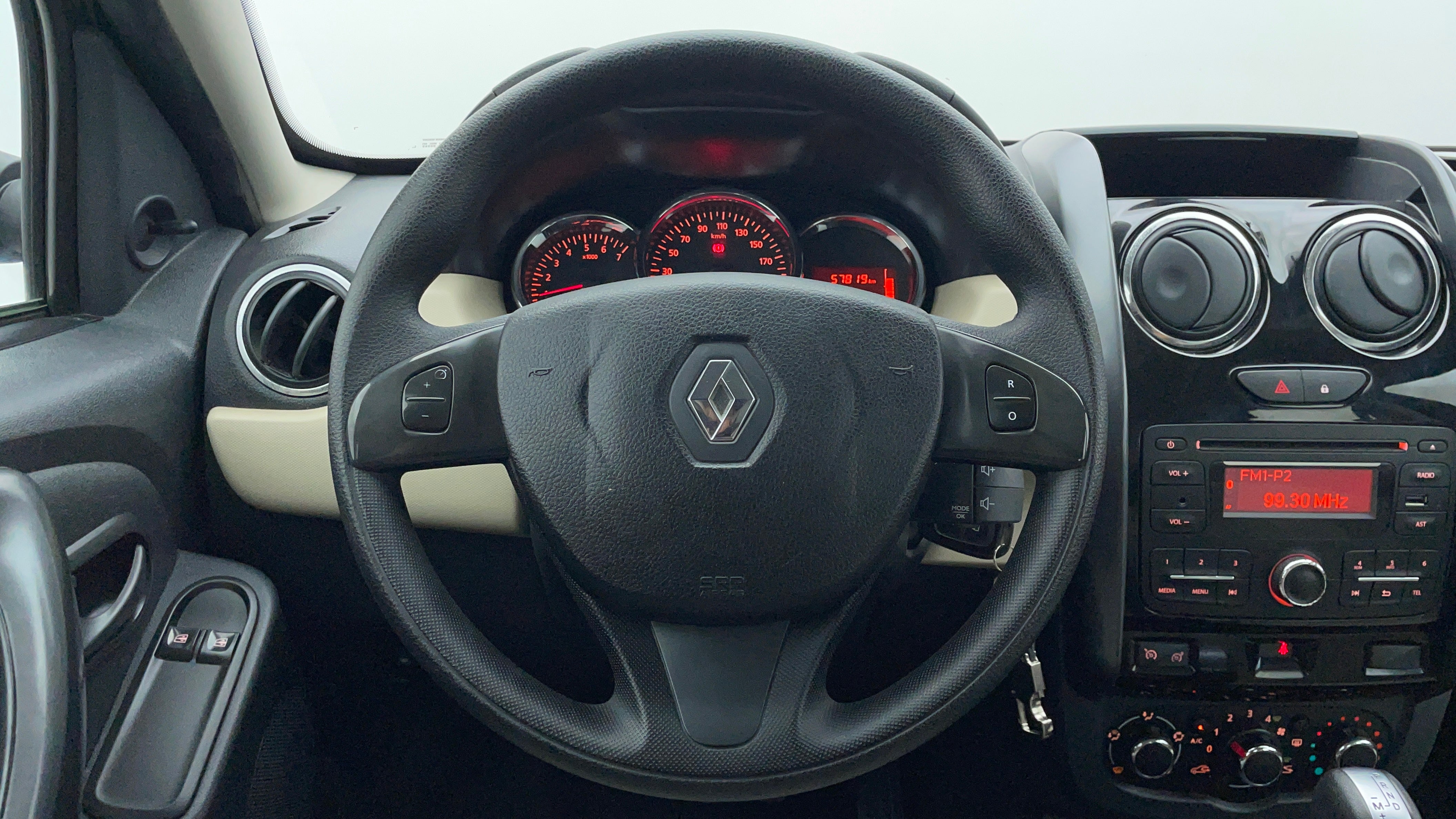 Renault Duster-Steering Wheel Close-up