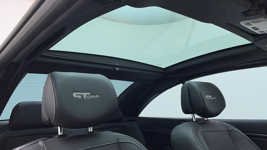 Interior Sunroof/Moonroof